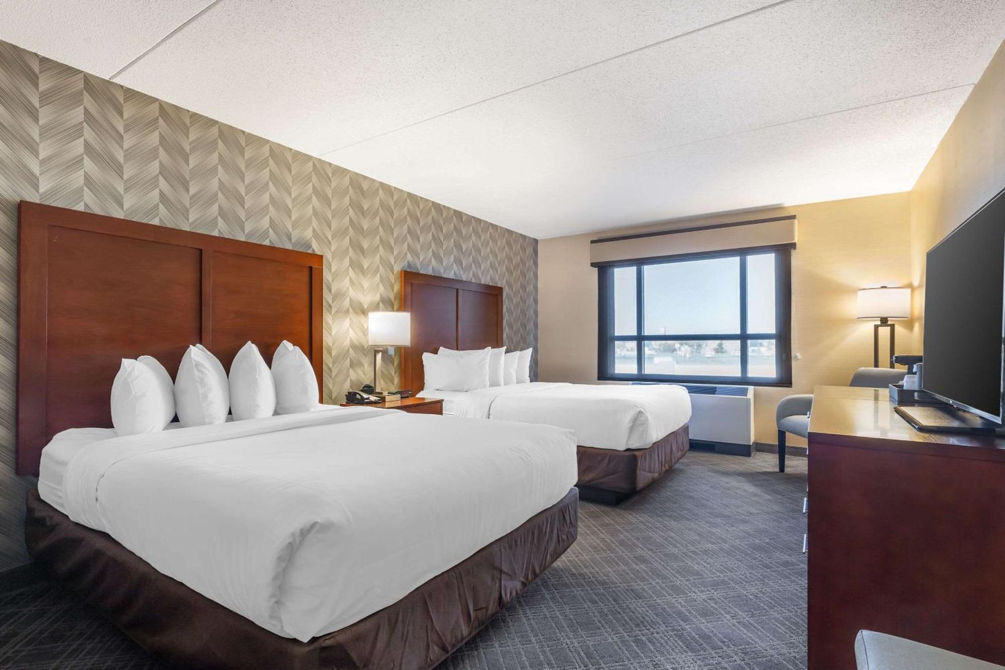 Comfort Inn & Suites Logan International Airport Ревир Экстерьер фото